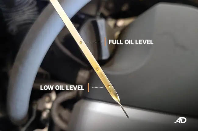 How to Check Oil Levels in a Car